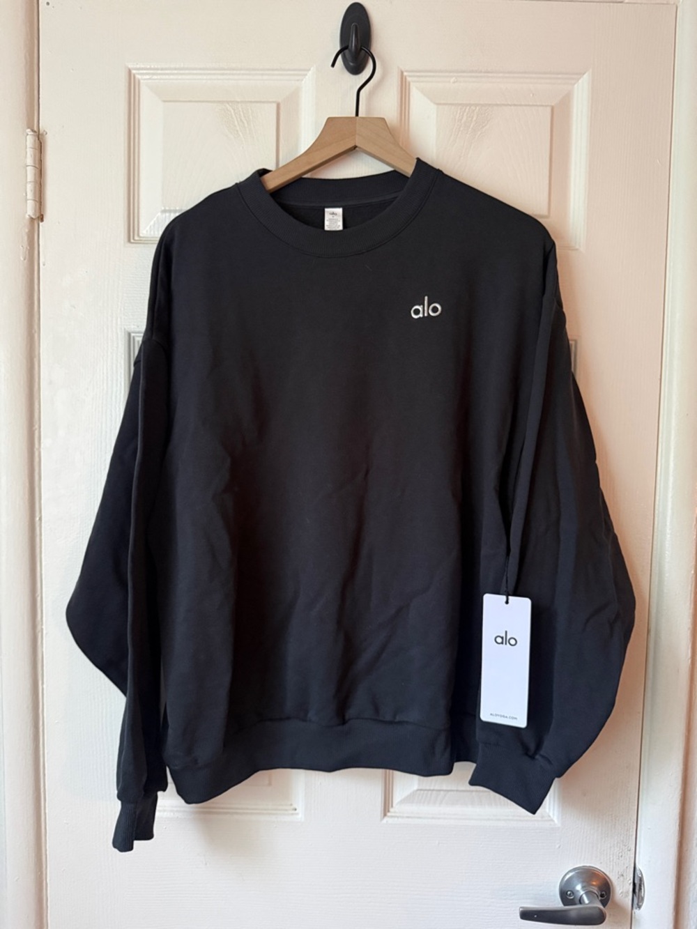 Alo Yoga Accolade Crew Neck Pullover Anthracite Grey size medium NWT - Picture 2 of 7